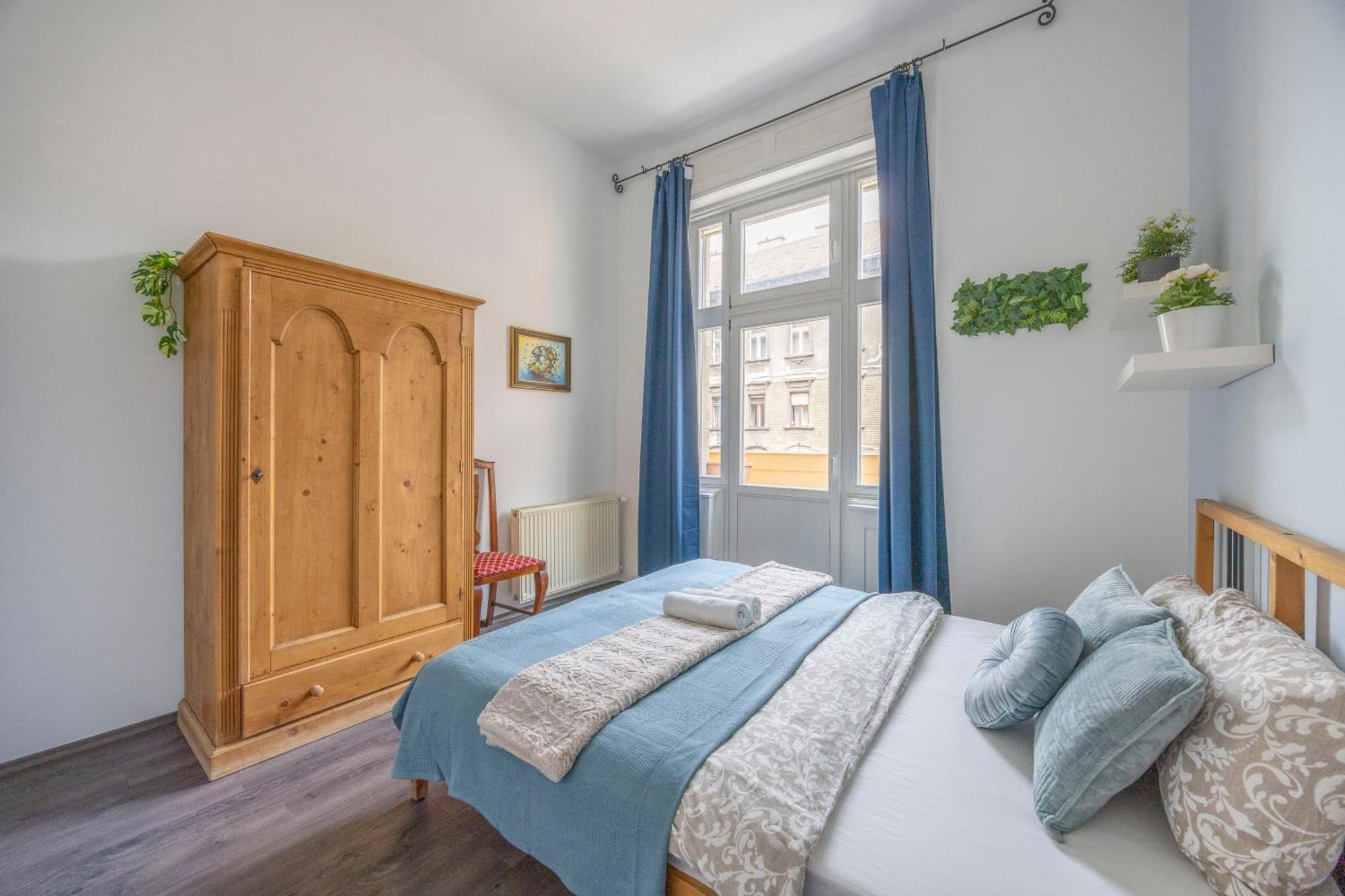 Explore Budapest From A Central Cozy Home & Sweet Retreat Bagian luar foto